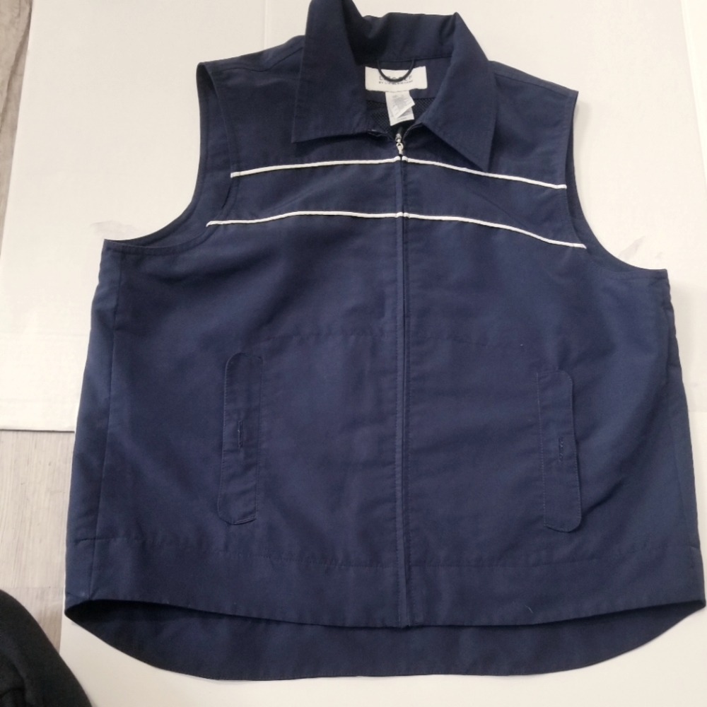 Liz golf vest navy blue size large